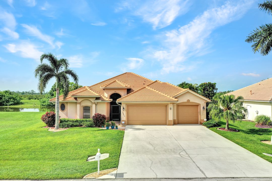 18493 Royal Hammock Blvd, Naples, FL 34114