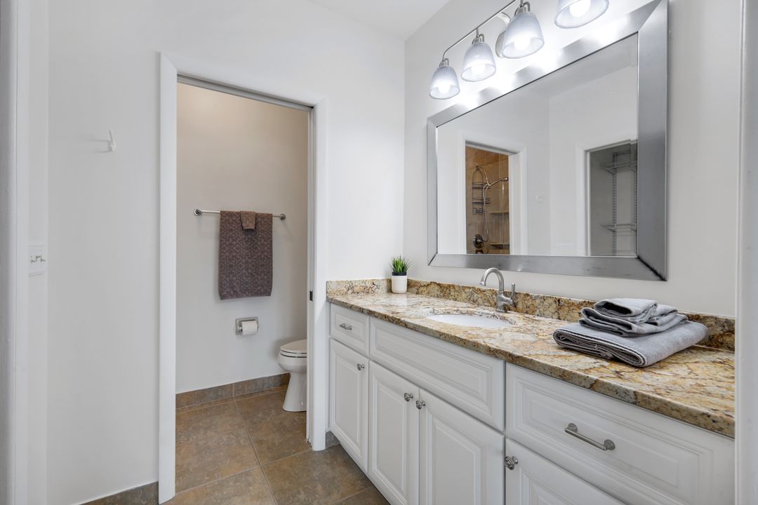 4550 SE 5th Pl #202, Cape Coral, FL 33904