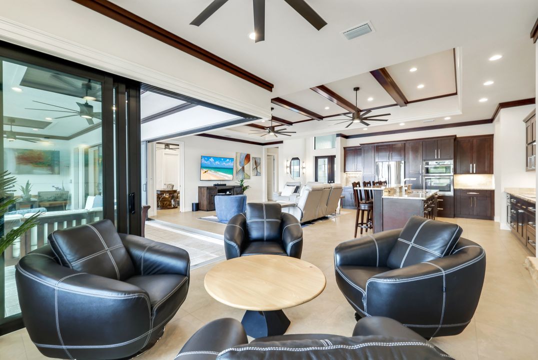 128 NW 39th Ave, Cape Coral, FL 33993