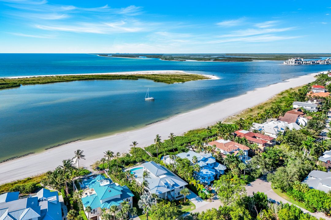 310 Seabreeze Dr, Marco Island, FL 34145