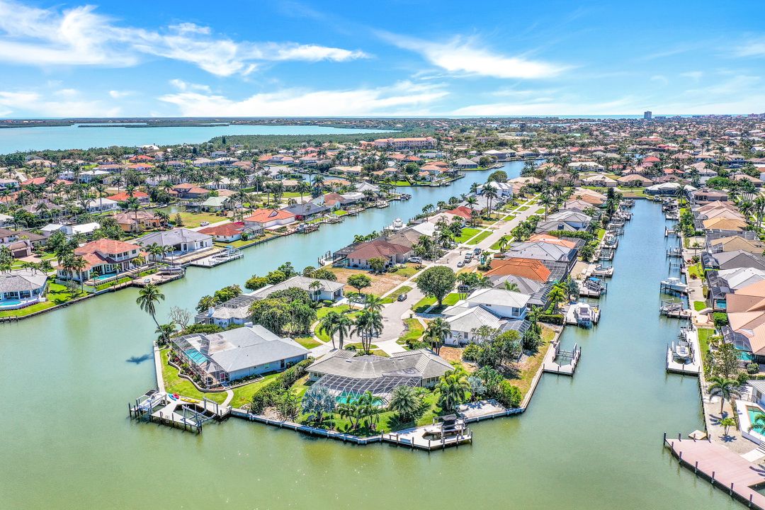 1894 Woodbine Ct, Marco Island, FL 34145