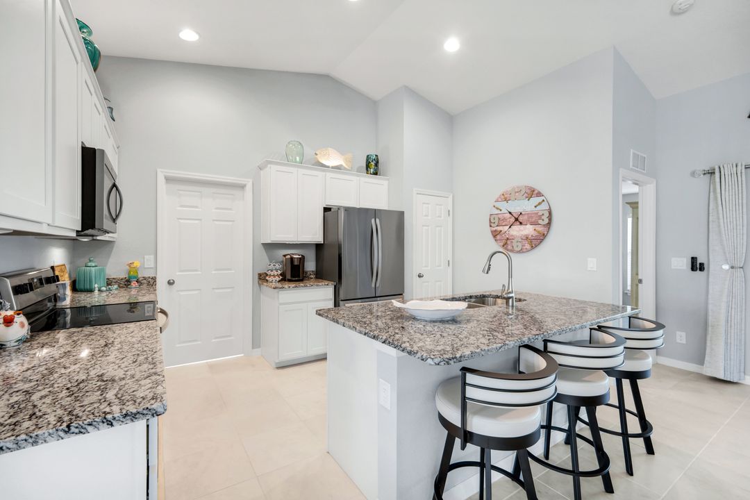 25475 Doredo Dr, Punta Gorda, FL 33955