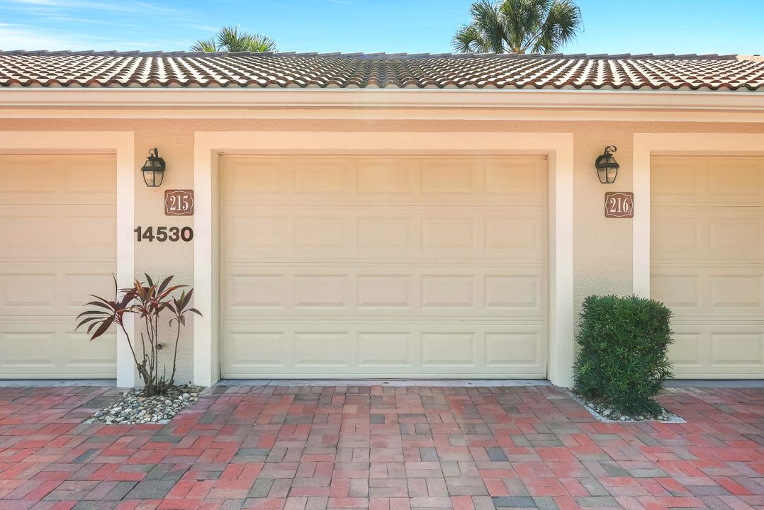 14530 Red Fox Run #215, Naples, FL 34110