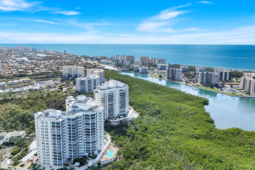 285 Grande Way #401, Naples, FL 34110