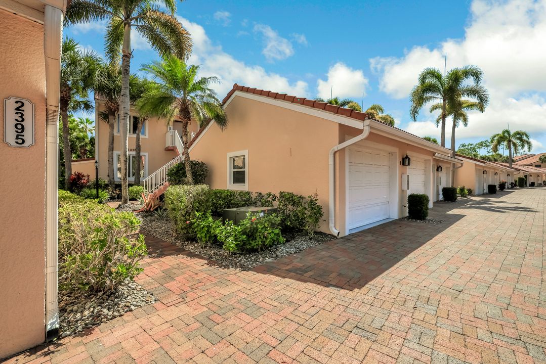2385 Hidden Lake Dr #2, Naples, FL 34112