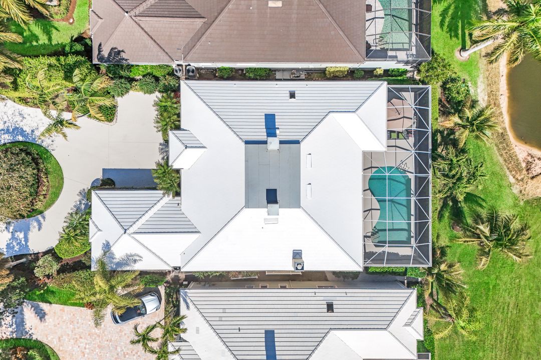 15588 Whitney Ln, Naples, FL 34110