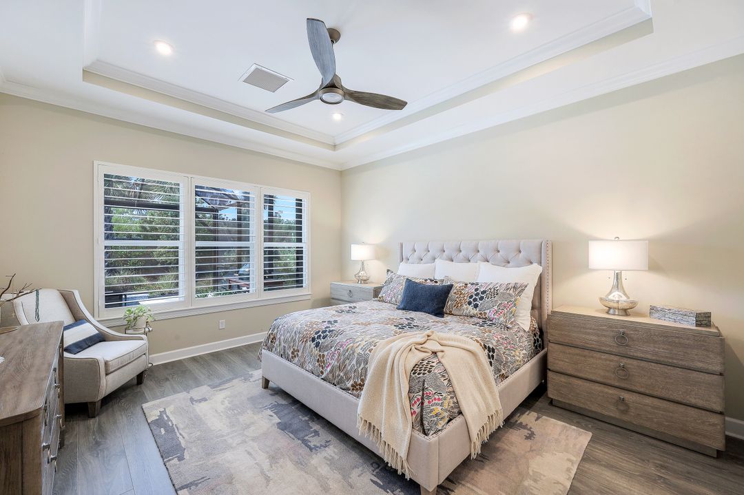 8880 Scarlotti Pl, Naples, FL 34119