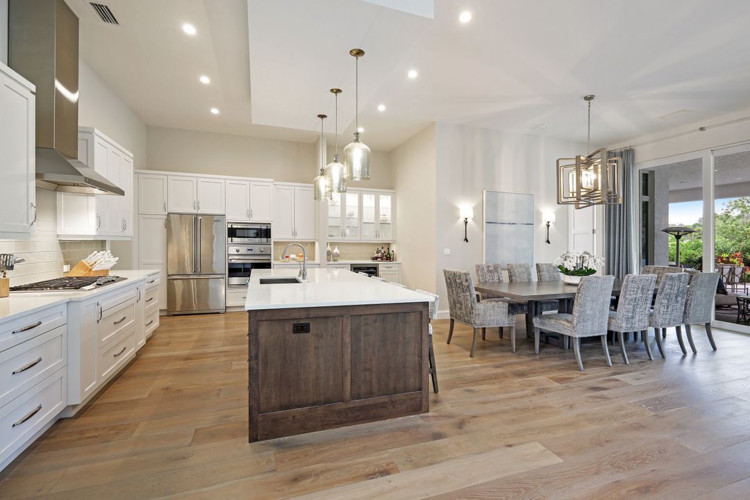 16715 Enclave Cir , Naples, FL 34112