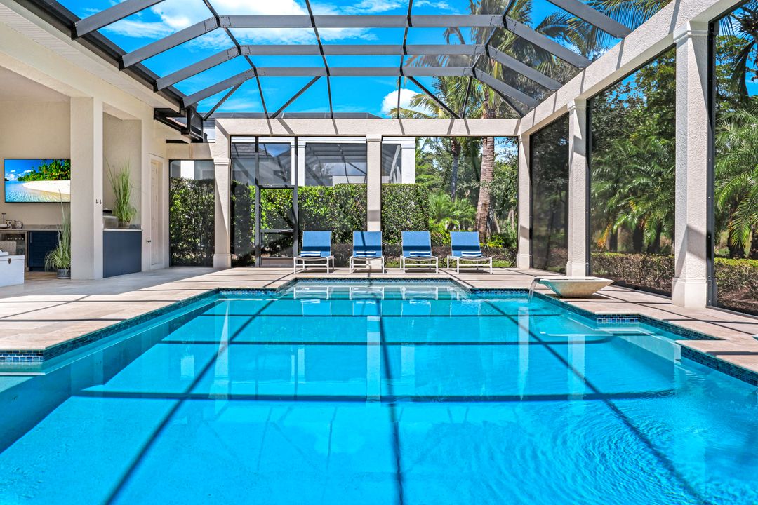 3154 Malaga Way, Naples, FL 34105
