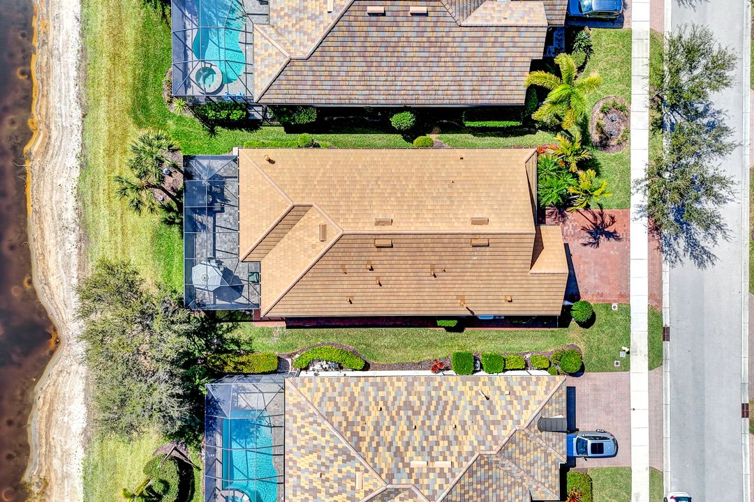 7460 Blackberry Dr, Naples, FL 34114