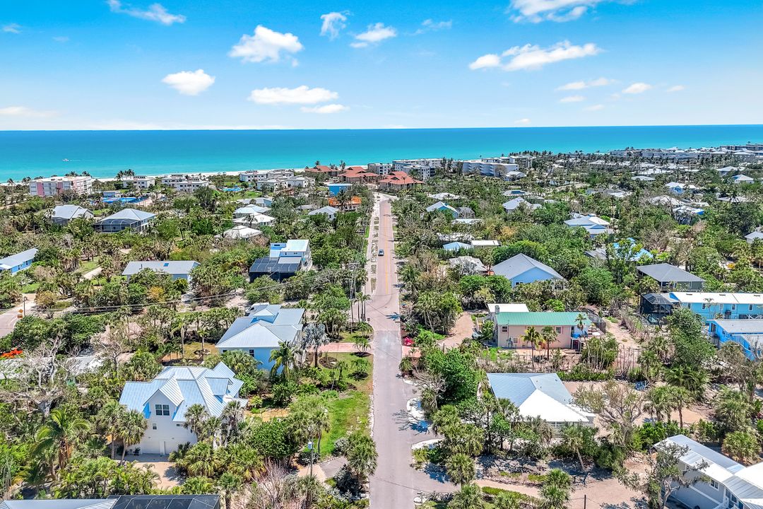 742 Nerita St, Sanibel, FL 33957