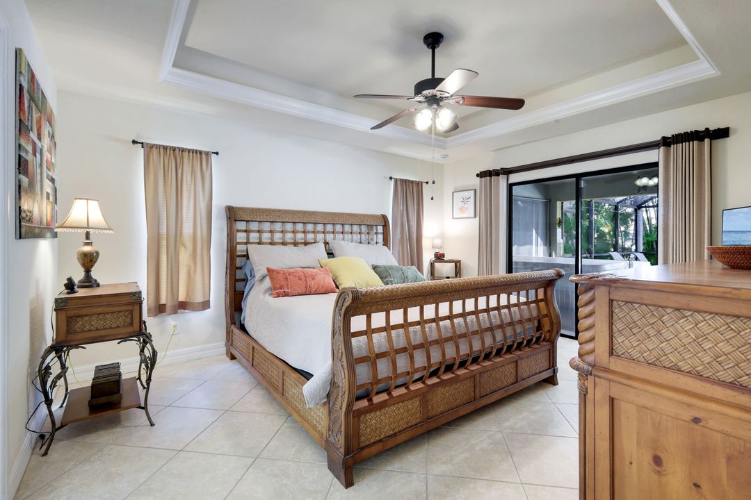 1513 SW 43rd Ln, Cape Coral, FL 33914