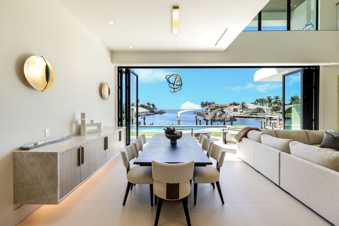 5384 Colonade Ct, Cape Coral, FL 33904