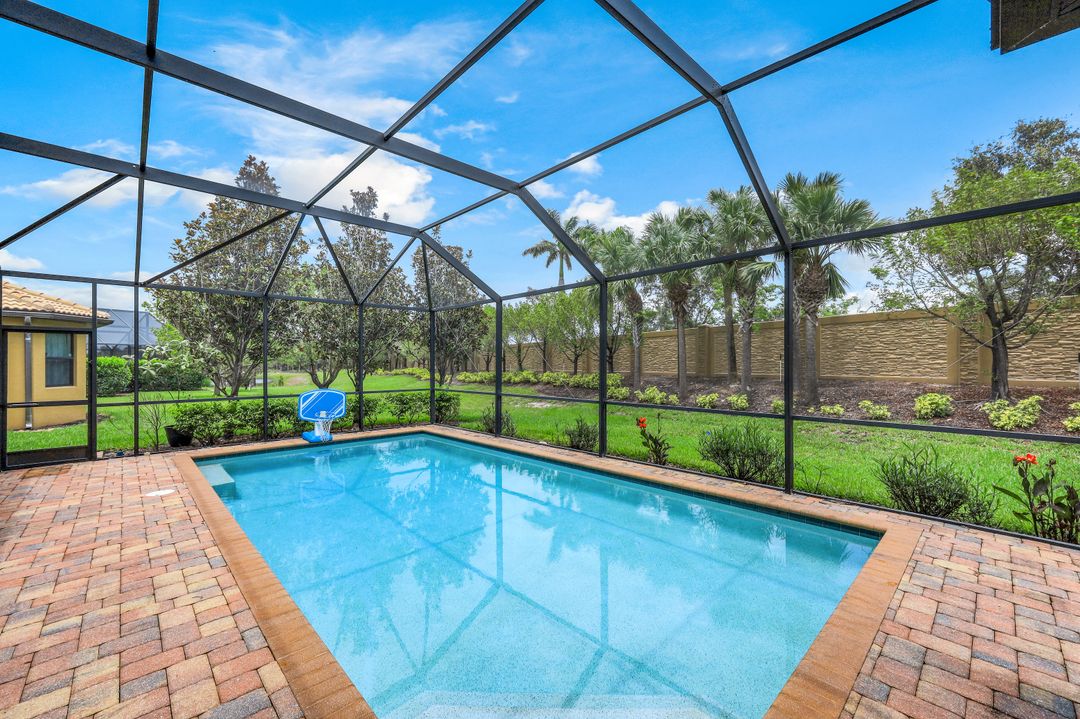 23432 Sanabria Loop, Bonita Springs, FL 34135