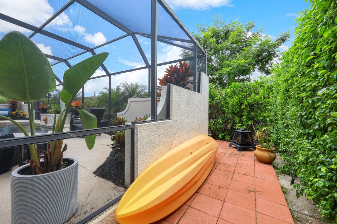 174 Clyburn St, Marco Island, FL 34145