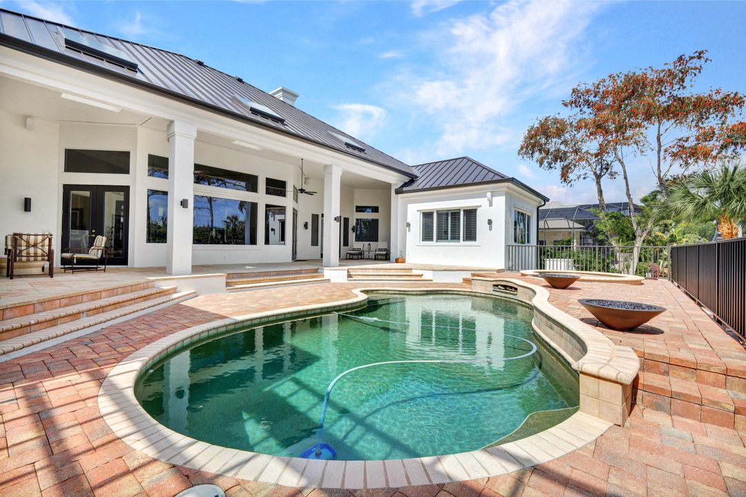 27820 Riverwalk Way, Bonita Springs, FL 34134