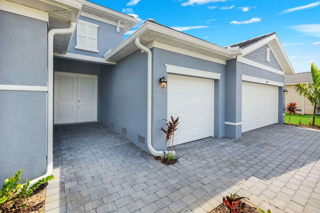 5180 Sugarwood Drive, Naples, FL 34112