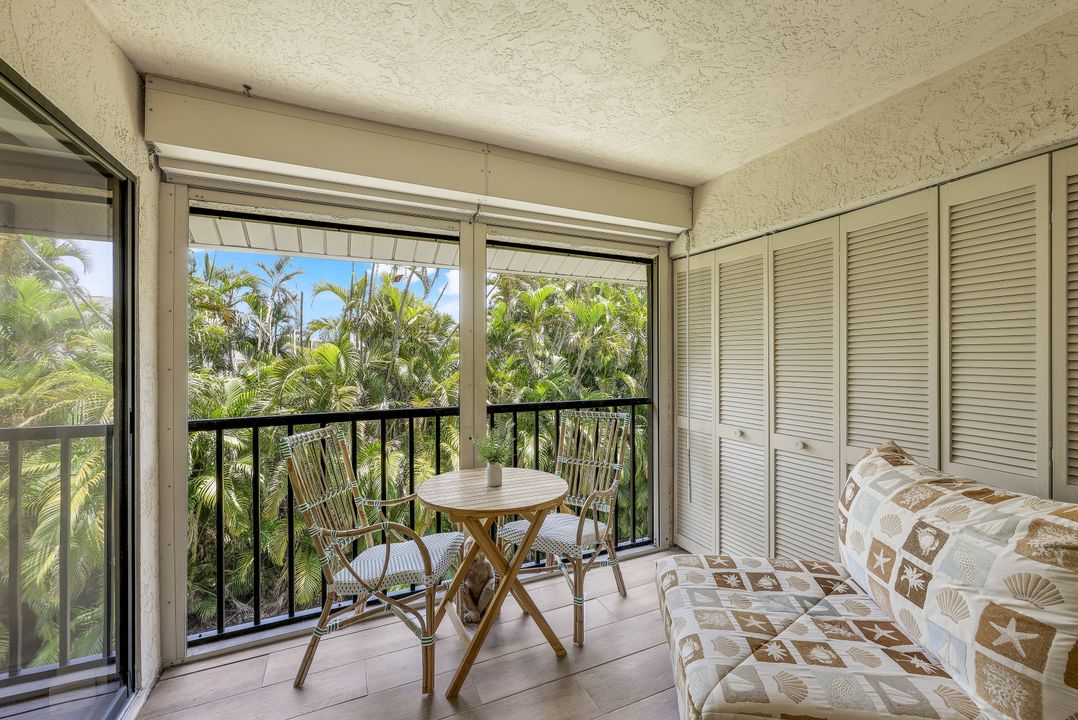 8336 Charter Club Cir #10, Fort Myers, FL 33919