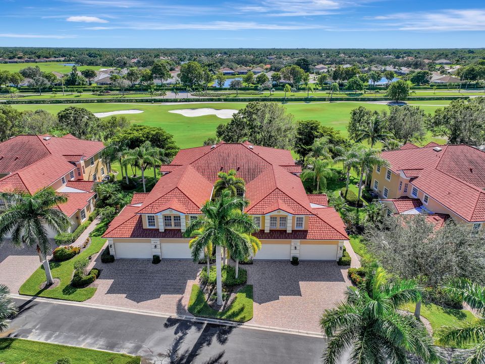 8641 Champions Point #1003, Naples, FL 34113