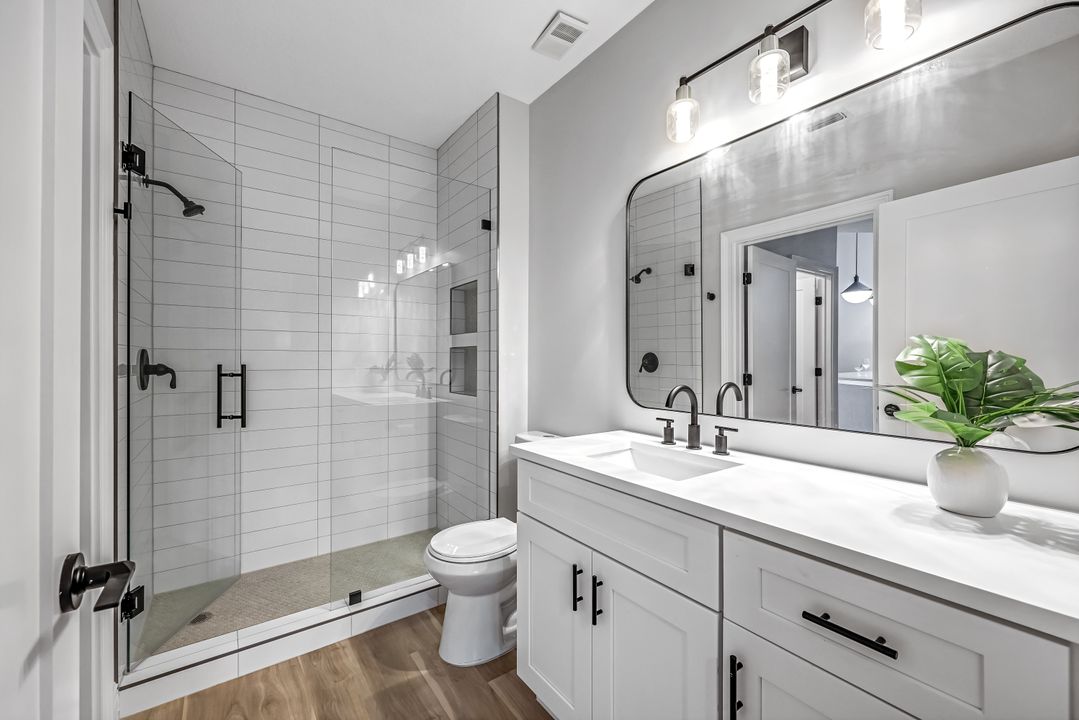 7741 Pebble Creek Cir #302, Naples, FL 34108