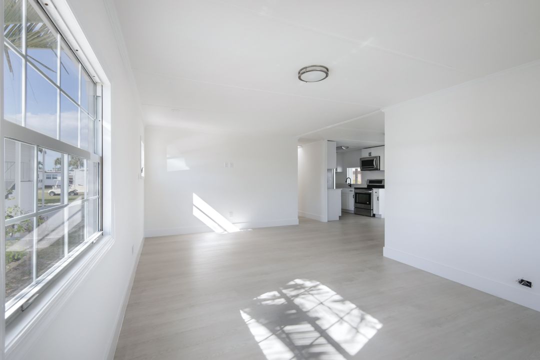 11340 Azalea Ln, Fort Myers Beach, FL 33931