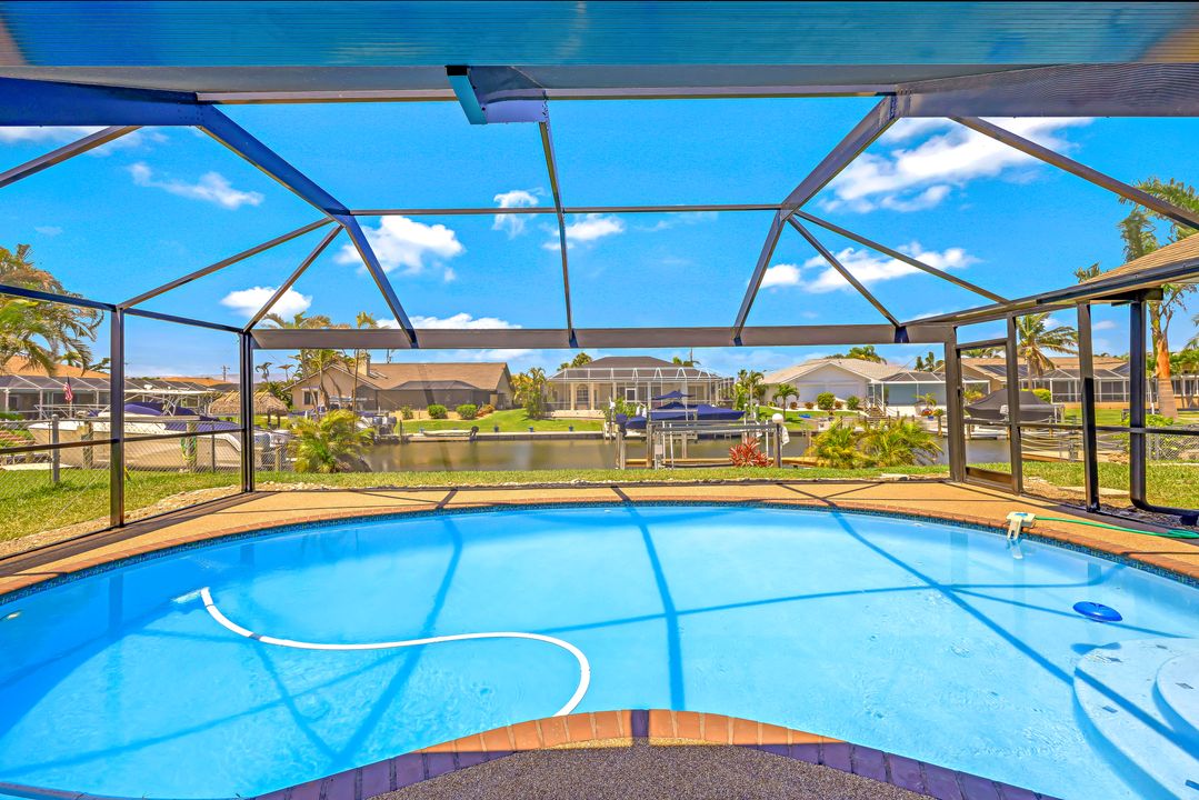 5032 Skyline Blvd, Cape Coral, FL 33914