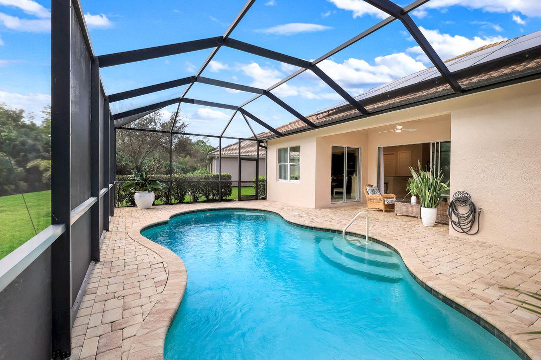 10542 Yorkstone Dr, Bonita Springs, FL 34135