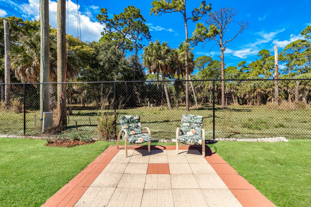 27570 Hoenie Dr, Bonita Springs, FL 34135