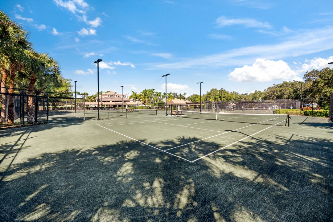 2235 Chesterbrook Ct #203, Naples, FL 34109