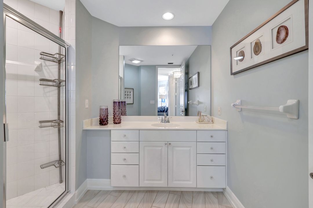 410 Flagship Dr #501, Naples, FL 34108