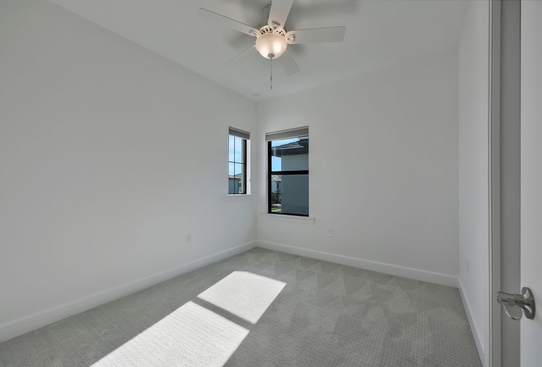 4184 Sonoma Oaks Cir, Naples, FL 34119