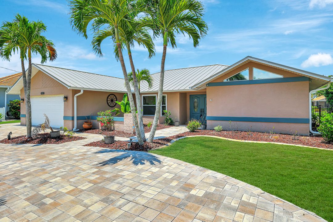 5012 SW 8th Pl, Cape Coral, FL 33914