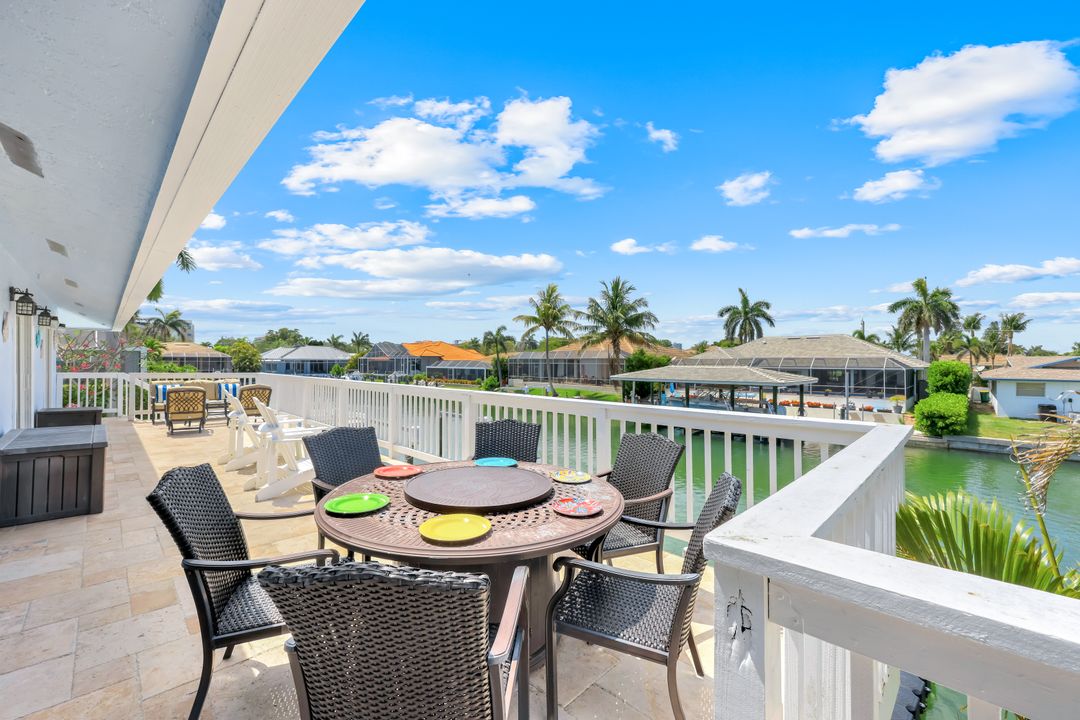 544 Seagrape Dr, Marco Island, FL 34145