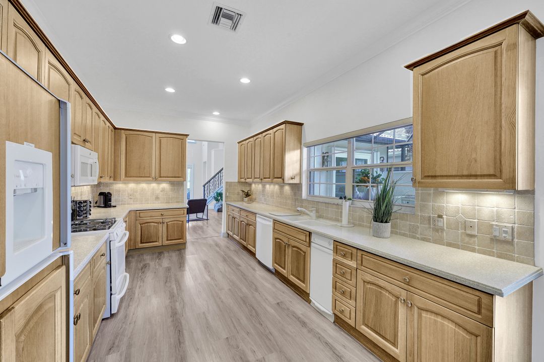 3746 Cotton Green Path Dr, Naples, FL 34114