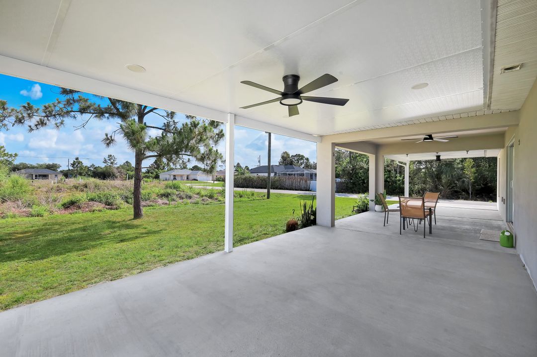 3200 41st St W, Lehigh Acres, FL 33971