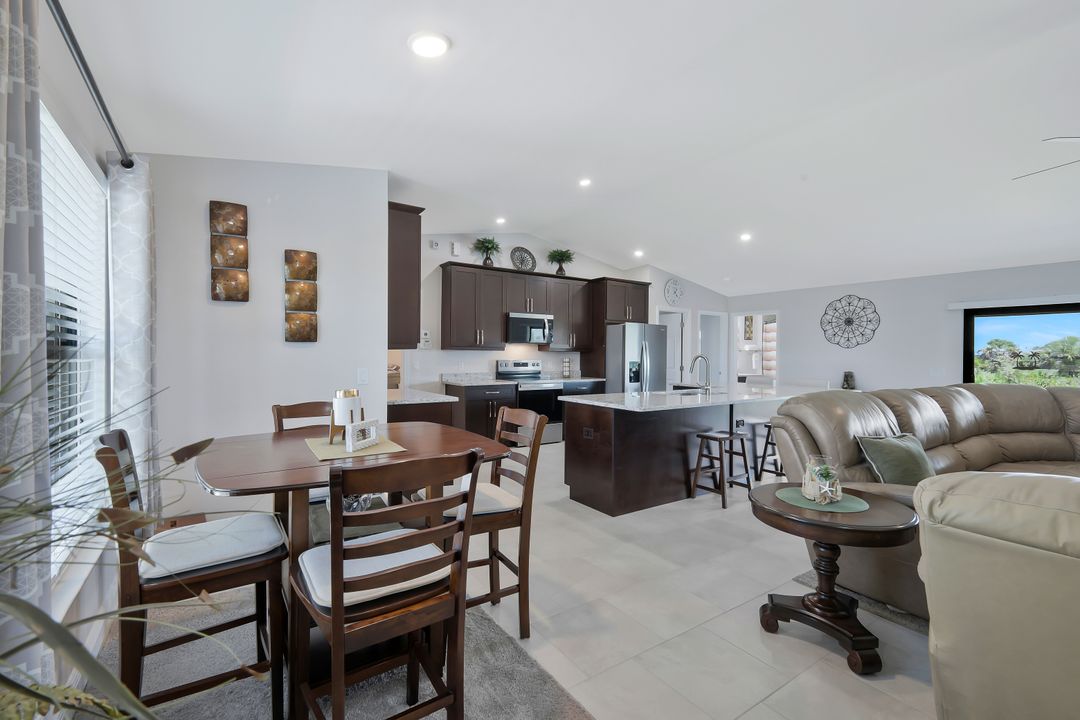 2519 NE 5th Pl, Cape Coral, FL 33909