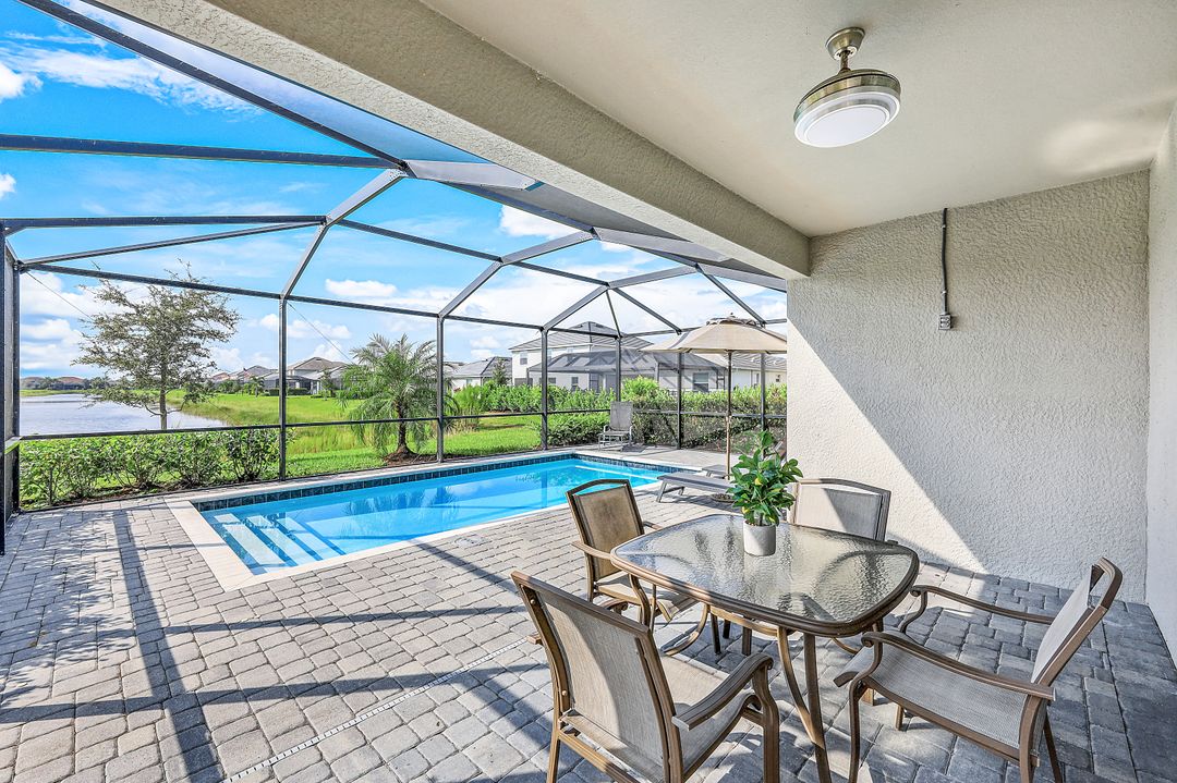 2214 Cara Cara Way, Naples, FL 34120