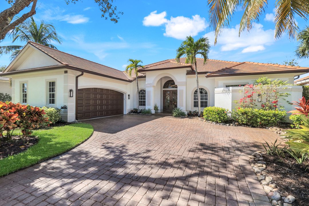 7633 Mulberry Ln, Naples, FL 34114