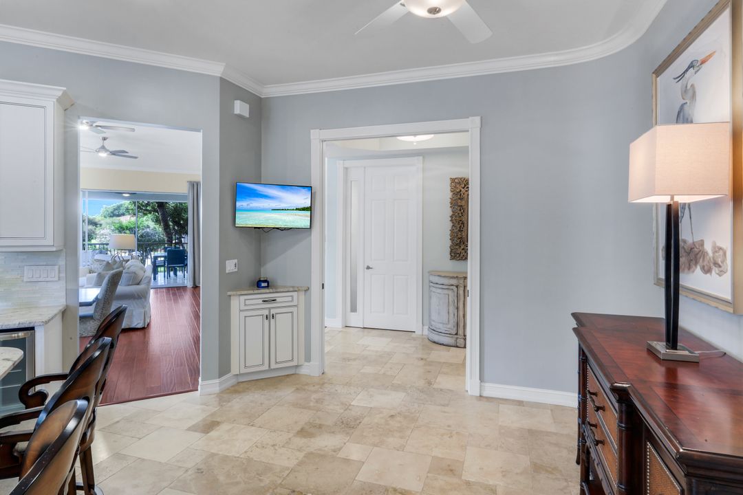1840 Les Chateaux Blvd #4-201, Naples, FL 34109