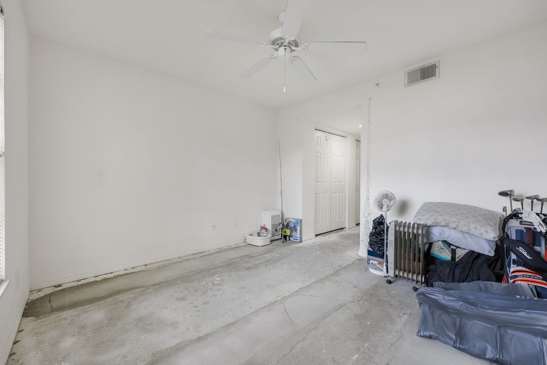 4645 St Croix Ln #1335, Naples, FL 34109