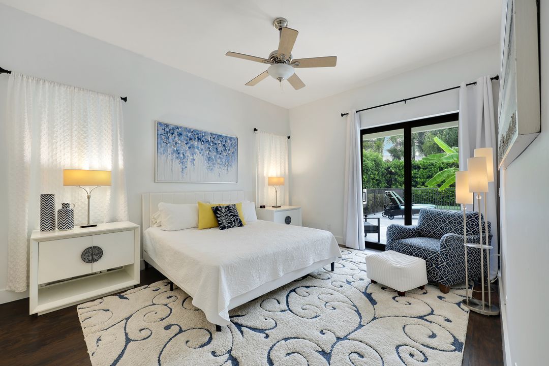 335 Lambton Ln, Naples, FL 34104