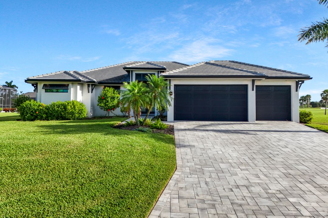 16808 Lady Diana Ct, Cape Coral, FL 33991