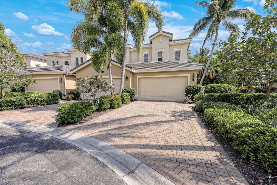 3093 Aviamar Cir #104, Naples, FL 34114