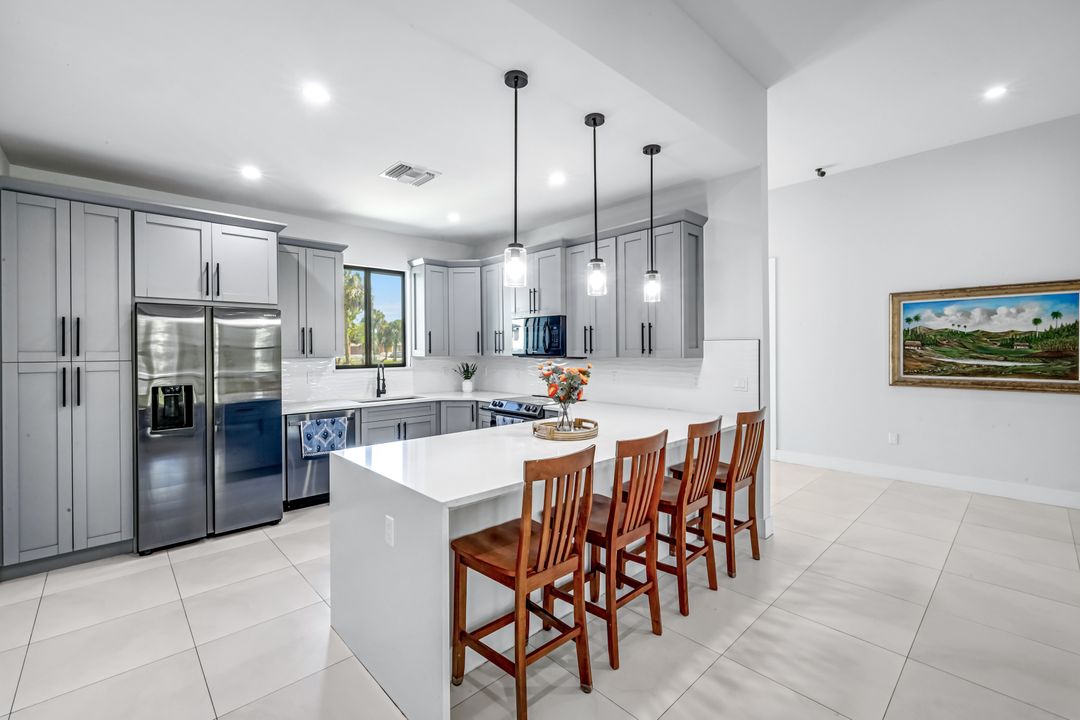 2682 4th Ave SE, Naples, FL 34117