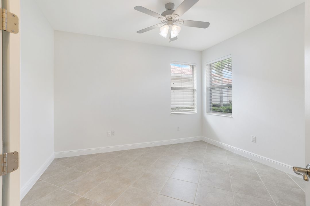 13366 Kent St, Naples, FL 34109