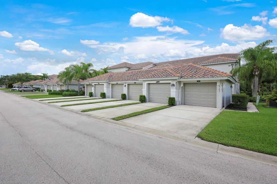 10303 Heritage Bay Blvd #1121, Naples, FL 34120