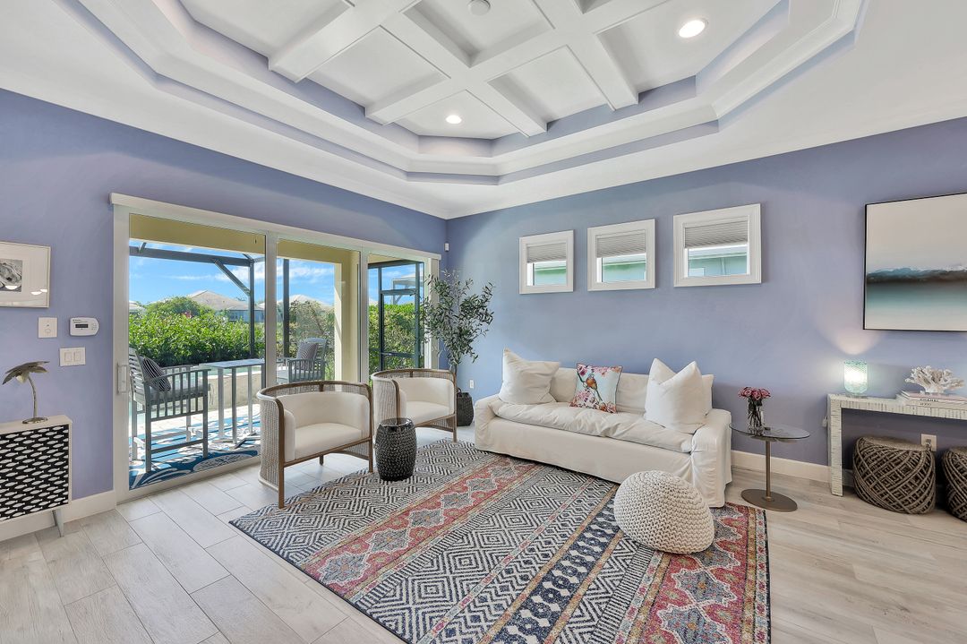 5666 Elbow Ave, Naples, FL 34113