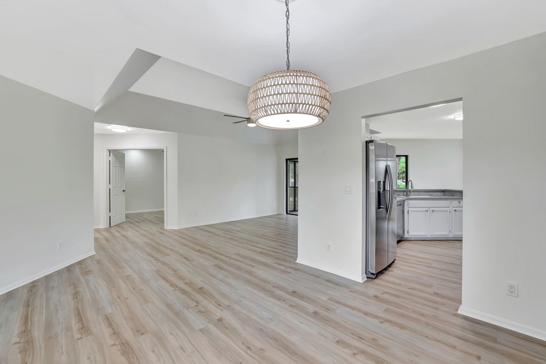 206 Bennington Dr #5, Naples, FL 34104