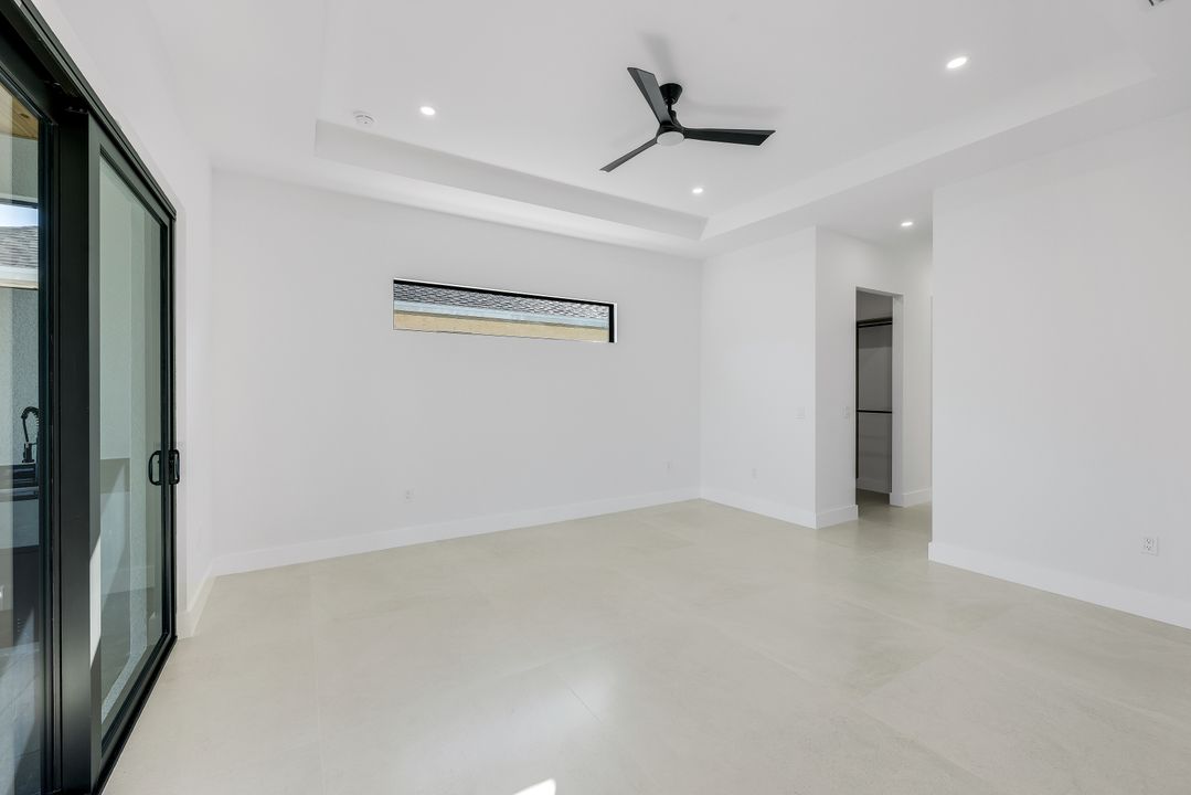 141 SE 21st St, Cape Coral, FL 33990