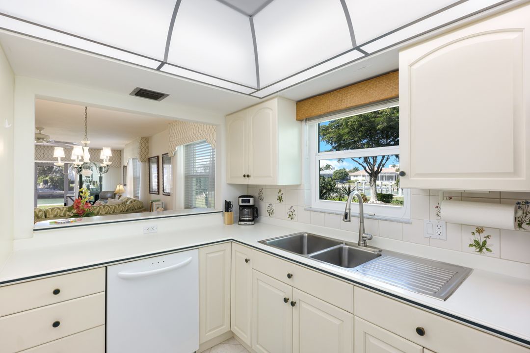 860 Panama Ct #105, Marco Island, FL 34145